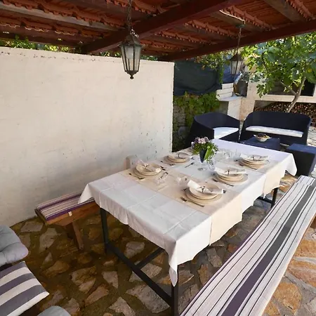 Sleeps 8 Pool Air Con Wifi Villa *